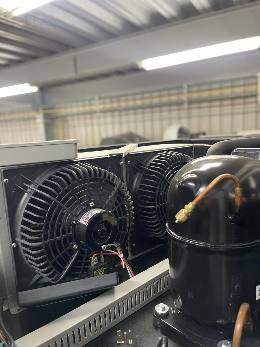 TOROL dual condenser fans, copper coil and smart inverter